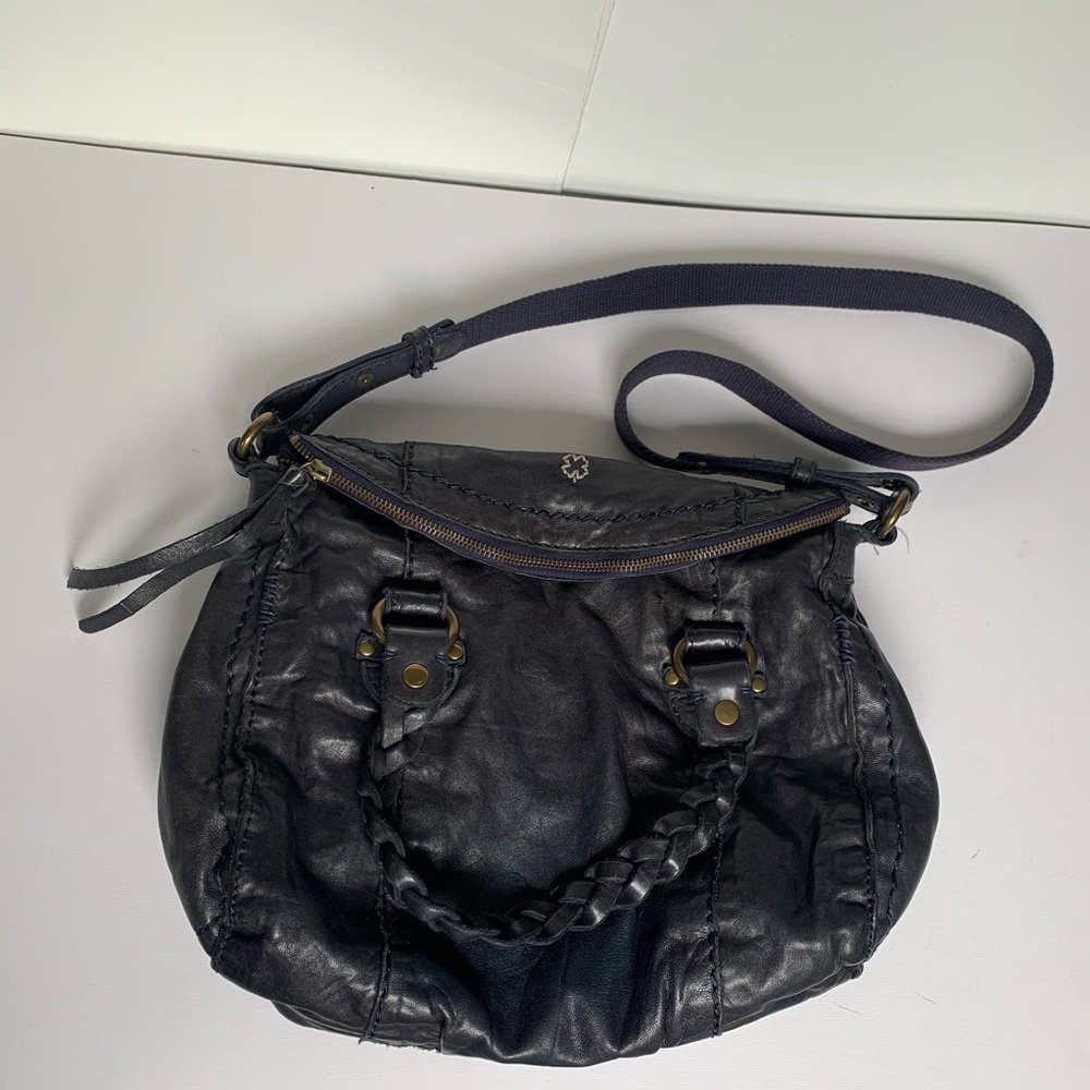 LUCKY BRAND - navy leather crossbody purse